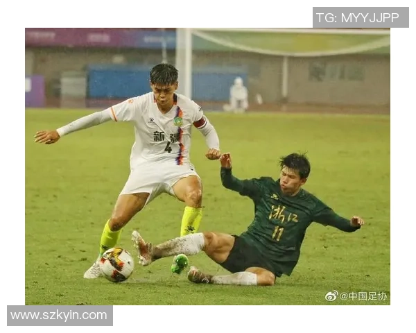 南京足球队进攻革新之路探索战术创新与团队协作的完美结合