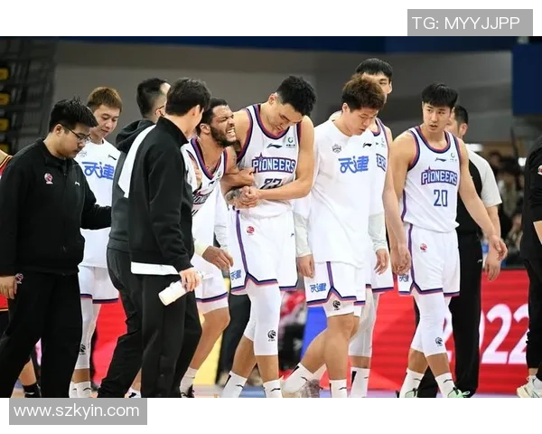 天津先行者对决强敌展现团队精神与战术智慧的精彩较量