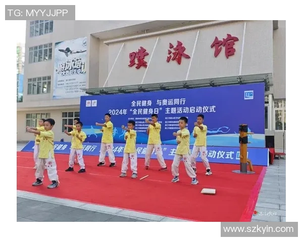 广场舞与篮球少年之间的青春碰撞与文化交融探讨